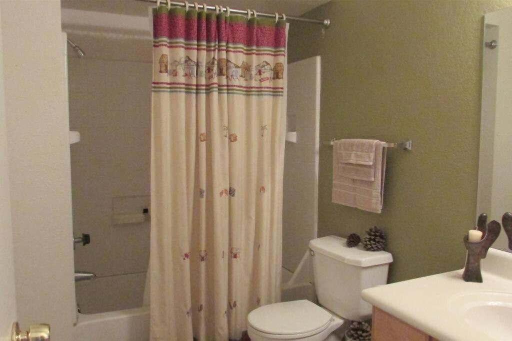 Condo With Heated Pool, Hot Tub, Near Walking Paths グレンデール エクステリア 写真